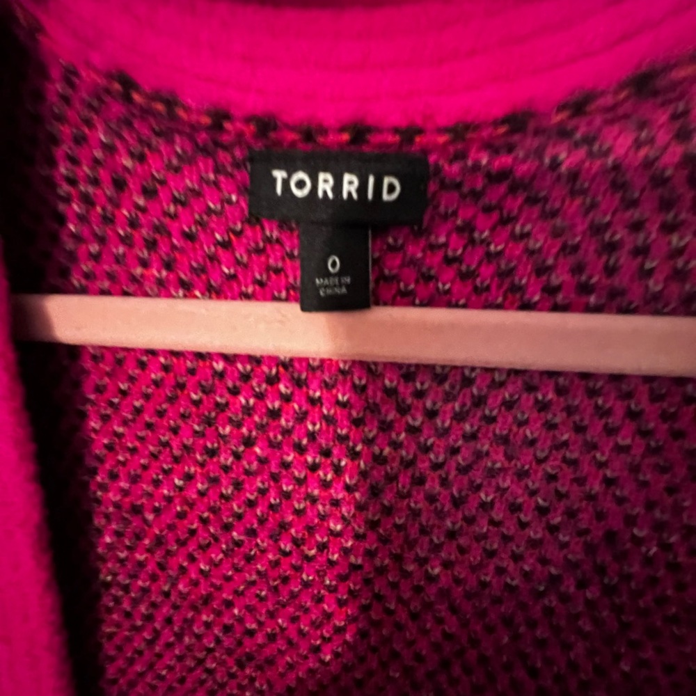 Torrid Pink and Black Patterned Cardigan - Picture 2 of 3